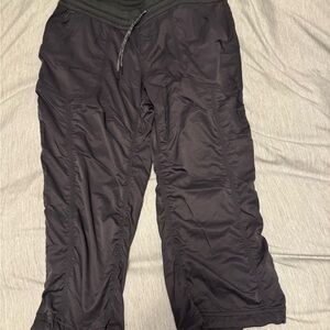 THE NORTH FACE Women's Aphrodite 2.0 Capri